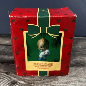 Vintage Hallmark Keepsake Fine Porcelain Ornament 'Betsey Clark' 1985 - Picture 1 of 5