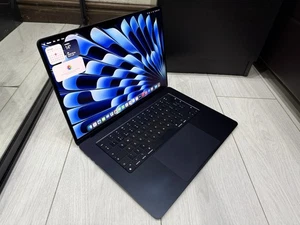 Apple MacBook Air 15.3” Retina 2023 1TB SSD 16GB Ram 8C CPU 10C GPU M2 Midnight - Picture 1 of 18