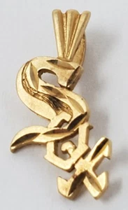 14KT Yellow Gold Chicago White Sox Logo Pendant (0.90gms) - Picture 1 of 7