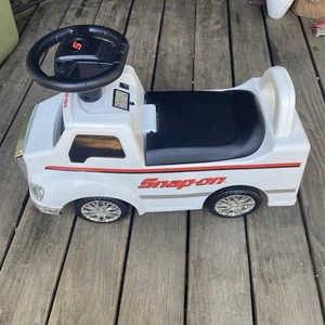 Genuine Snap On Snap-On Kids Custom Ride On Toy Collectors Truck - Picture 1 of 16