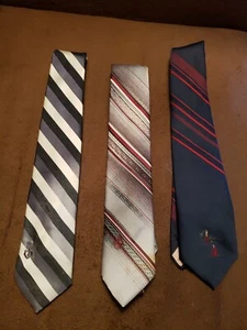3 Lot Via Re Logo  Necktie (Lot 4) - Picture 1 of 6