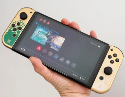 Nintendo Switch OLED The Legend of Zelda Edition : Tiers of the Kingdom Edition - Image 1 of 4