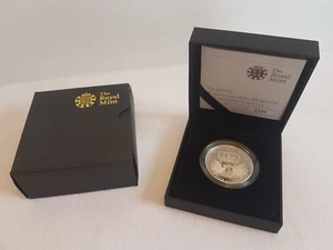 Royal Mint - Restoration of the Monarchy 2010 £5 Silver Piedfort Proof Coin - Picture 1 of 8