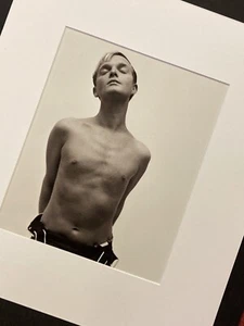 TRUMAN CAPOTE  NY 1958 RICHARD AVEDON 2008 Vintage Print museum mat mount 16x20 - Picture 1 of 3