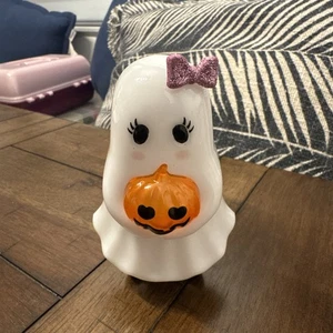 2025 Bath and Body Works Ghost Girl Wallflower Nightlight Halloween Night Light - Picture 1 of 4