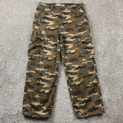 Levis Pants Women 30x30 Green Camo Cargo '94 Baggy Wide Leg Skater Utility Y2K - Image 1 of 4