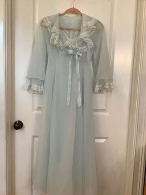 De Colección ShadowLine Peignoir Conjunto Pequeño Azul Vestido Largo y Bata Boda Negligee Foto 1 de 4