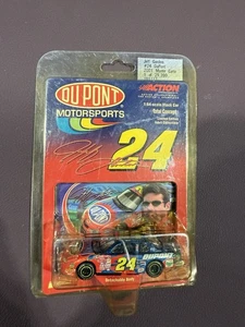Jeff Gordon 2001 #24 Dupont Chevy Monte Carlo 1/64 Diecast Detachable Body - Bild 1 von 2