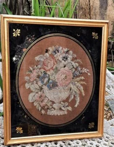 Fine Georgian Woolwork Picture of Bouquet in Jardeniere in Verre Egomise Frame - Picture 1 of 3