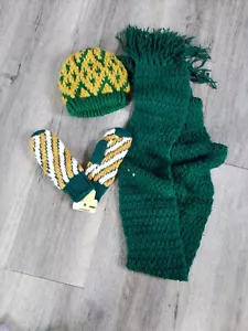 Vintage 3 Stück Schal, Mütze und Handschuhe grün & gold & weiß. Green Bay Packers? - Bild 1 von 12