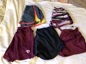 Under Armour Women’s Loose HeatGear Running Workout Shorts SMALL - Picture 1 of 22