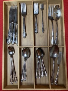 32 Stück CHATELAINE Oneida Community 18/8 glänzend Edelstahl - 4 Plätze 7 Stück pro Stück Plus - Bild 1 von 6