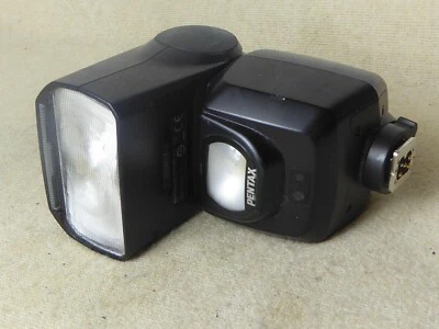 Pentax AF AF540FGZ II Flashgun WR weather resistant in very good condition flash - Image 1 of 3