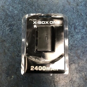 Xbox One Rechargeable Battery Pack - Picture 1 of 2