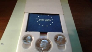 Eisenhower Bicentennial Proof  Silver Dollar Set - Box & CoA - Picture 1 of 4
