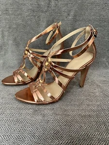 Vera Wang Gold Rose Metallic Strappy Heeled Sandals Size 10M - Picture 1 of 9