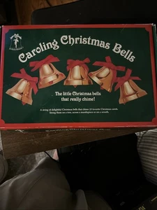 Vintage Ye Merrie Minstrel Musical Caroling Christmas Bells Holiday Collectible - Picture 1 of 10