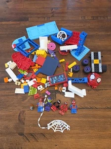 Spiderman Lego Minifigure Lot Plus Bonus Pieces - Picture 1 of 4