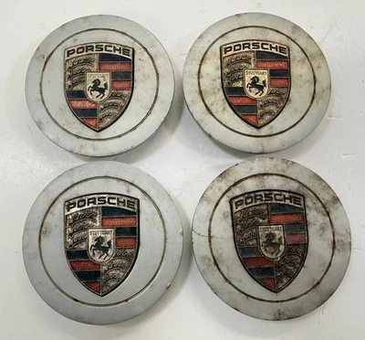 Porsche Colour Crested Metal Alloy Wheel Centre Caps - 944 911 968 964 993 924S  Foto 1 de 4