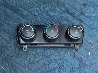 Jeep Patriot Compass 2011-2017 aire acondicionado calefacción temperatura control de clima P55111278AF OEM Foto 1 de 3