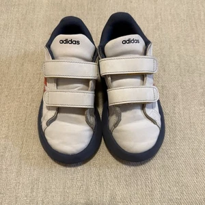 Adidas Grand Court Kids Mickey Mouse Disney Sneakers Size 10k - Picture 1 of 9