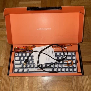 Teclado Higround CELLSHADE Basecamp 65+ - Interruptores lechosos TTC - Imagen 1 de 3