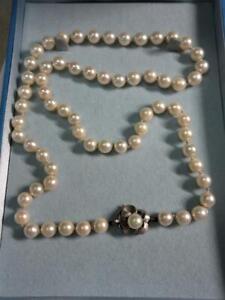 Vintage Genuine CULTURED PEARL 21 inch long NECKLACE with 14ct WHITE GOLD CLASP