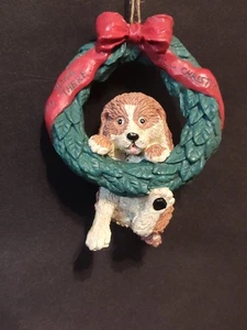 De colección 1998 FIGI Hang in There Til Christmas Dog in Wirnalda Adorno de Navidad - Imagen 1 de 6