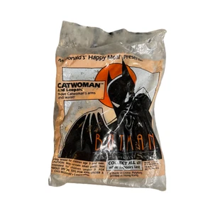 Vintage McDonald's Happy Meal Toy - Batman Animated Series, Cat Woman SEALED - Picture 1 of 3