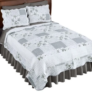Hadley Floral Patchwork Reversible Lightweight Quilt - Picture 1 of 13