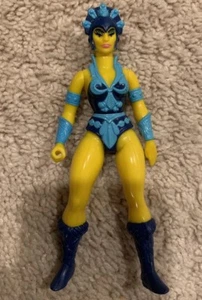 1985 Vintage Masters Of The Universe Evil-Lyn Action Figure - Picture 1 of 2