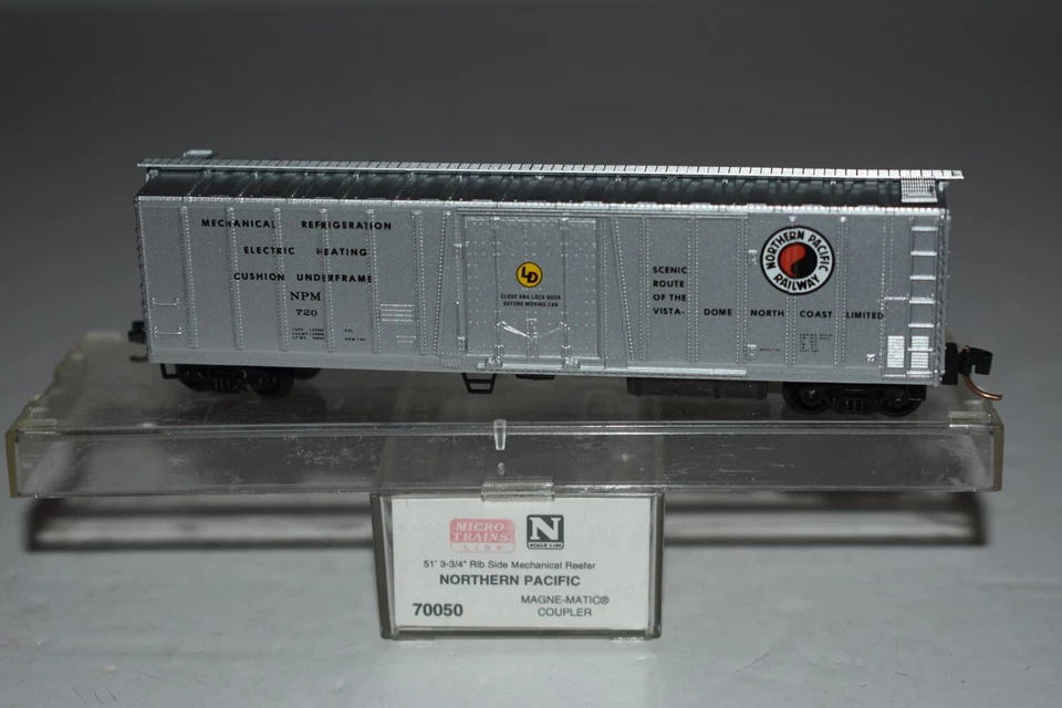 N Scale MTL 70050 Northern Pacific 51' Mechanical Reefer 720 C44349 - Image 1 of 2
