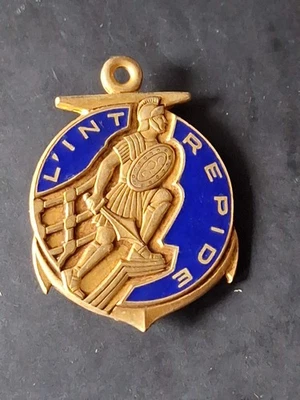 medaille insigne Marine Escorteur Côtier L INTRÉPIDE  - Photo 1/2