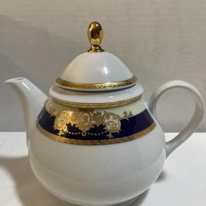 Marie Antoinette Luxury Porcelain Czech Tea Pot - Picture 1 of 14