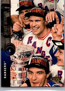 1994-95 Upper Deck - #62 Mark Messier - Picture 1 of 2