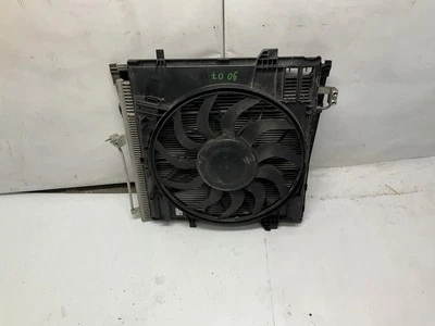 Condensador aire acondicionado Mercedes GL450 AC 16-19 con ventilador T Foto 1 de 4