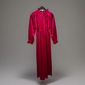 Vtg Brandywine Red Velvet Velour 1/2 Zip Robe VICTORIAN House Coat, SMALL - Picture 1 of 8