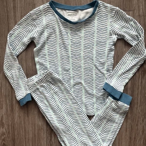 Burt’s Bees Chevron Blue Organic Cotton Pajama Set Size 5T - Picture 1 of 5
