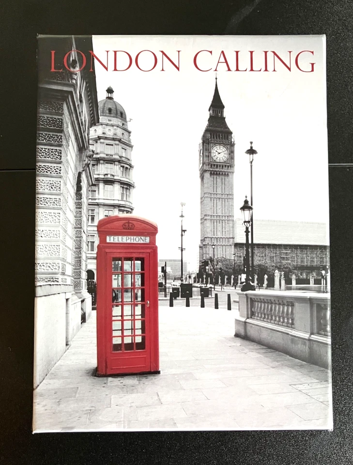 New PAPYRUS 20 NOTE CARDS SET Stationary LONDON CALLING Red Bus Phone Box TUBE - Image 1 of 4