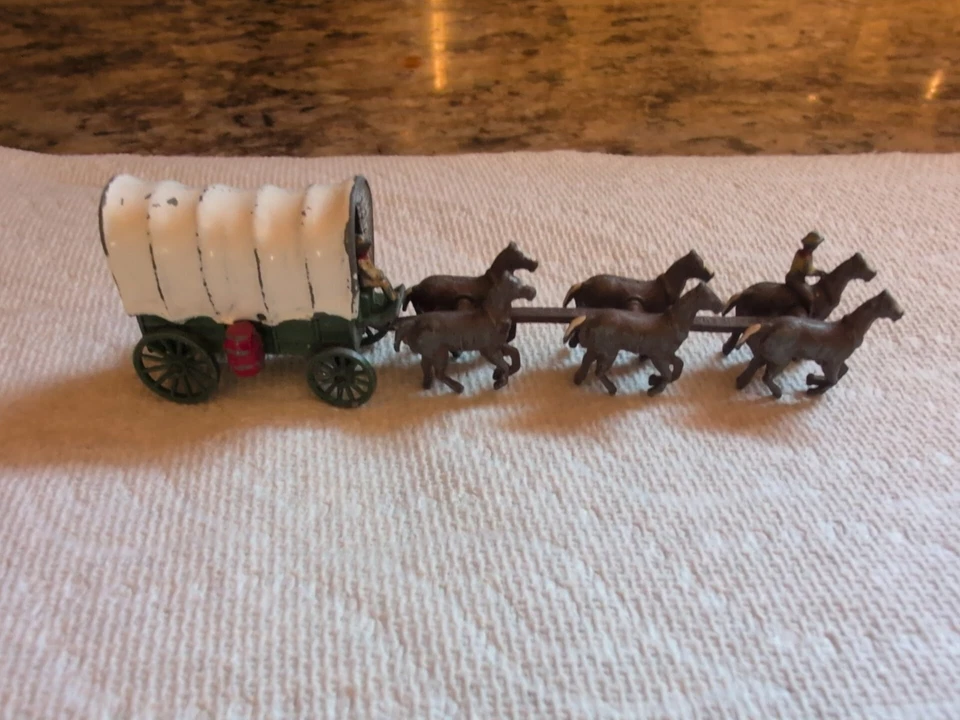 CONESTOGA COVERED WAGON AND HORSE TEAM With Red barrels Lesney Matchbox 1955  — 第 1/4 张图片