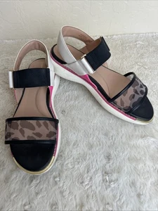 Cole Haan Grand Ambition Sz 6 B Carmel Flat Sandals Slingback Black Pink - Afbeelding 1 van 9