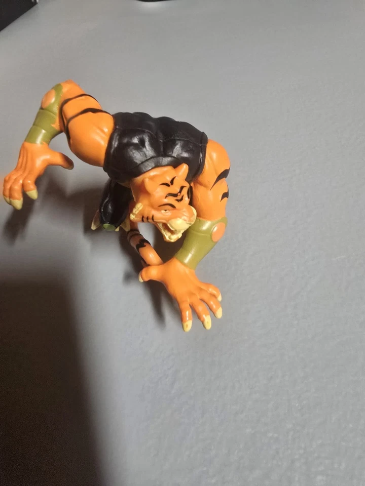 Bronce Tigre Mini PVC Figura Juguete DC Comics Batman Villano Gato Hombre Escuadrón Suicida! Foto 1 de 3