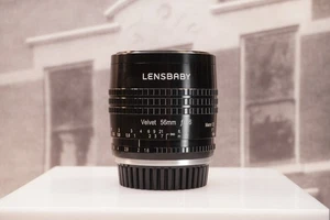 Lensbaby Velvet 56mm f/1.6 for Canon EF - Picture 1 of 8