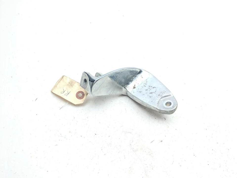 05-17 Victory Vegas Hammer Soporte de montaje de clavija de pie de pasajero trasero derecho Foto 1 de 4