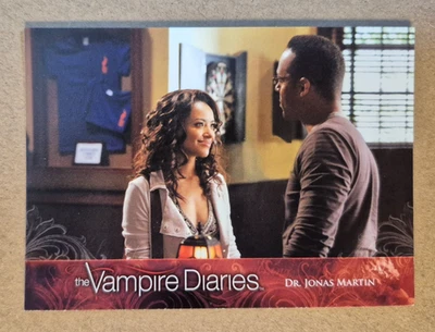 Tarjeta coleccionable The Vampire Diaries temporada 2 #33 Cryptozoic 2012 "Dr. Jonas Martin" Foto 1 de 2