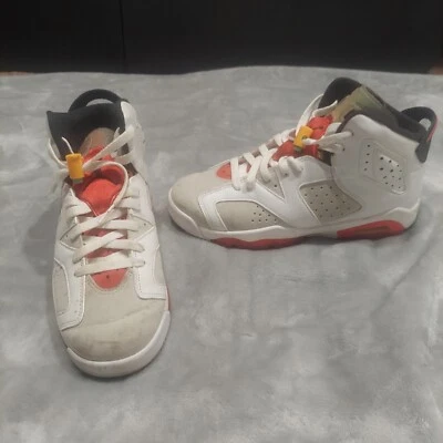 Nike Air Jordan (2020) Retro 6 Liebres GS Gris Neutro Blanco 384665-062 Talla 7Y Foto 1 de 4