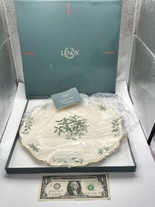 Vintage 11.75" LENOX China Lenox Holiday Cake Platter Made in USA - Picture 1 of 6