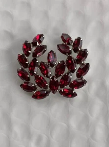 B David Red Stone Brooch - Picture 1 of 14