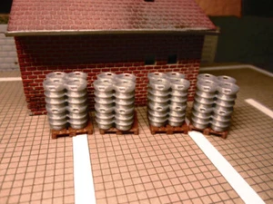 SP1249 Bierfäßer auf Faßpalette 4 Stück Spur H0 - Bild 1 von 2