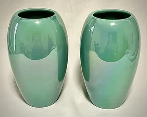 Paar (2) 8" irisierende mintgrüne Glasvasen - Bild 1 von 5